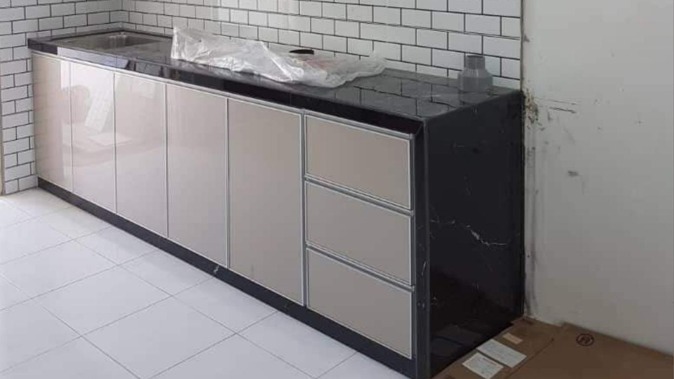 spaces kitchen countertop concrete and tiled - Spaces Kitchen and Wardrobe - Kitchen design, kitchen cabinets, kitchen renovations - Kuching, Sarawak - kitchen countertop,Choosing kitchen countertops,kitchen kuching,countertop material,countertop,kitchen,kitchen countertop malaysia,kitchen cabinet kuching,kitchen countertop kuching - Kitchen Cabinet, Kitchen Design, Kitchen Renovation, Contractor, Kuching.